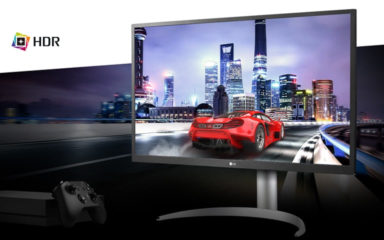 Pelaamisen autokohtaus mukaansatempaavasta todellisesta 4K HDR -konsolipelistä