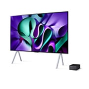 LG 97 tuuman True Wireless LG SIGNATURE OLED M4 -televisio langattomalla 4K 120Hz videon- ja äänensiirrolla , Hieman kallistettu, vasemmalta puolelta otettu kuva tv-tasolle asennetusta LG OLED M4 -laitteesta, jonka alla on Zero Connect Box, OLED97M49LA, thumbnail 3