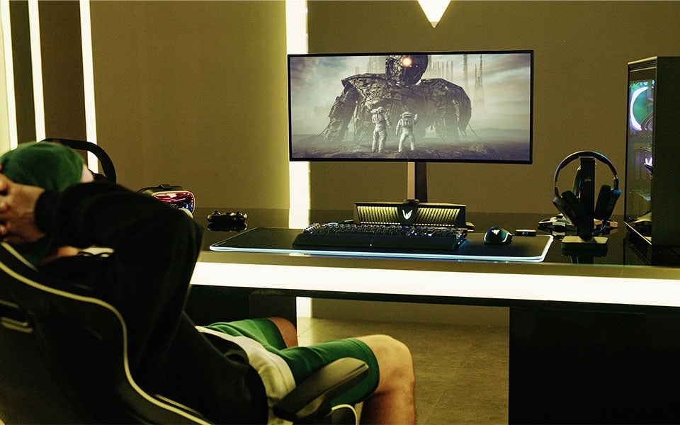202207_IT_Gaming_set-up_header.jpg
