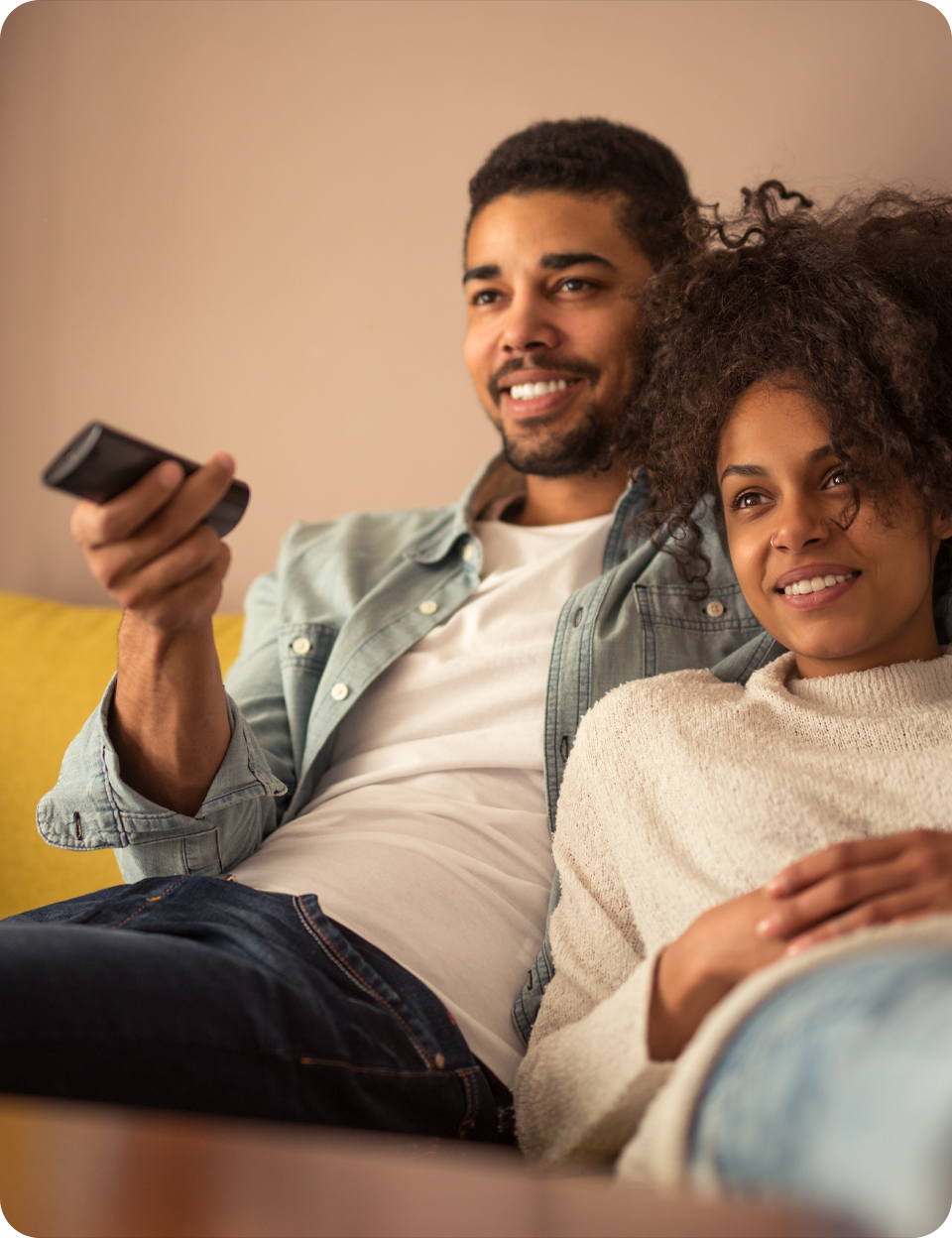 lg-experience-channels-helpful-hints-couple