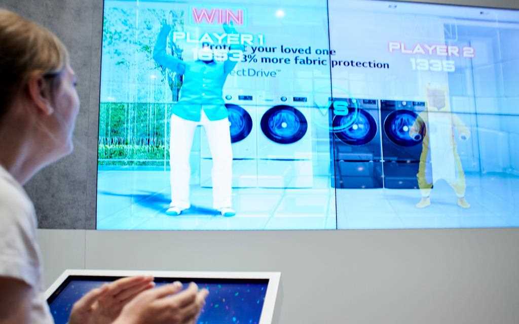 Visitors at LG's booth at IFA 2019 could participate in a refrigerator and washing machine game, testing their memory and rhythm skills to win prizes | More at LG MAGAZINE