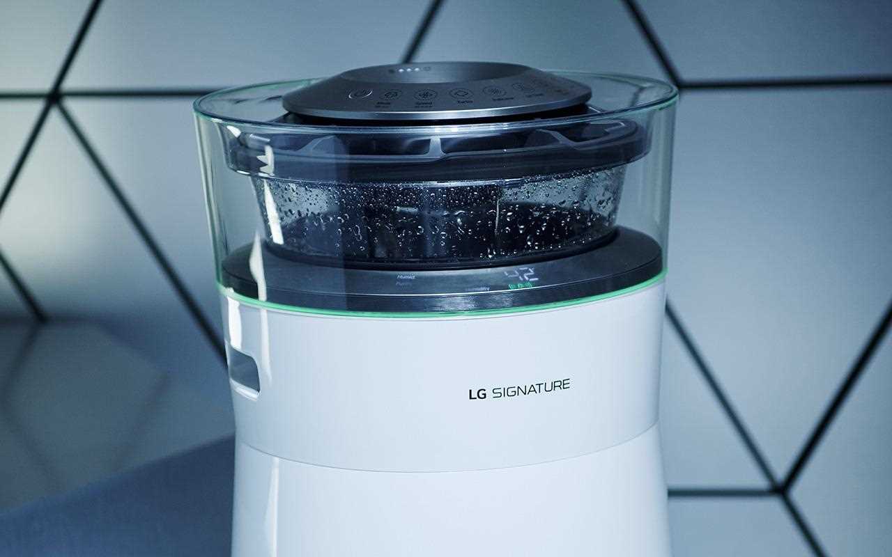 The LG SIGNATURE Air Purifier is as powerful as it is stunning, finding the essence of what makes life good | More at LG MAGAZINE