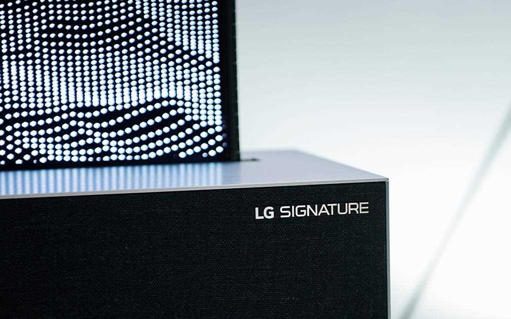 The LG SIGNATURE OLED TV R is as powerful as it is stunning, finding the essence of what makes life good | More at LG MAGAZINE