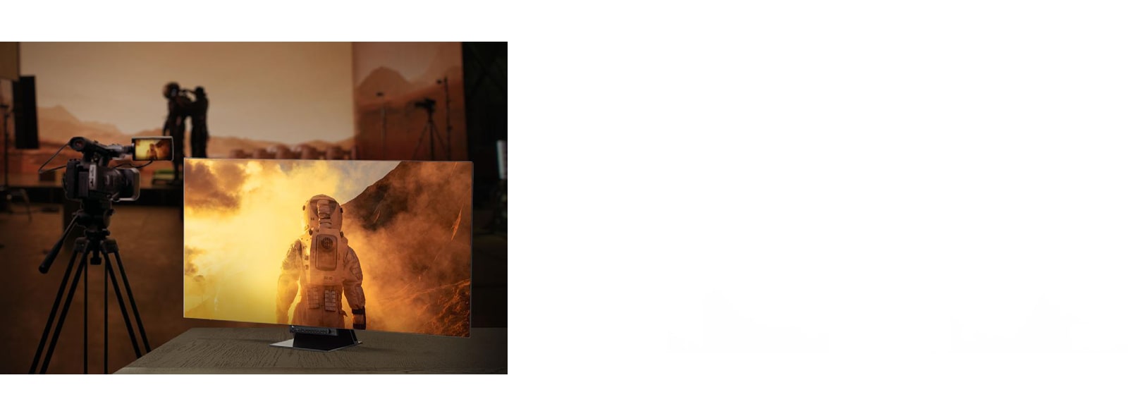 65EP5G can be connected to the camera, facilitating video transmission between studio devices.