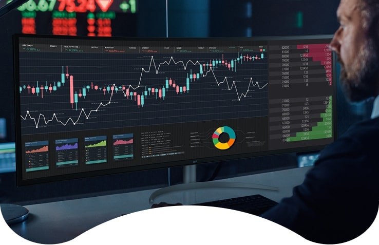 LG UltraWide™ 32:9 DQHD monitor is your choice to go beyond multitasking.