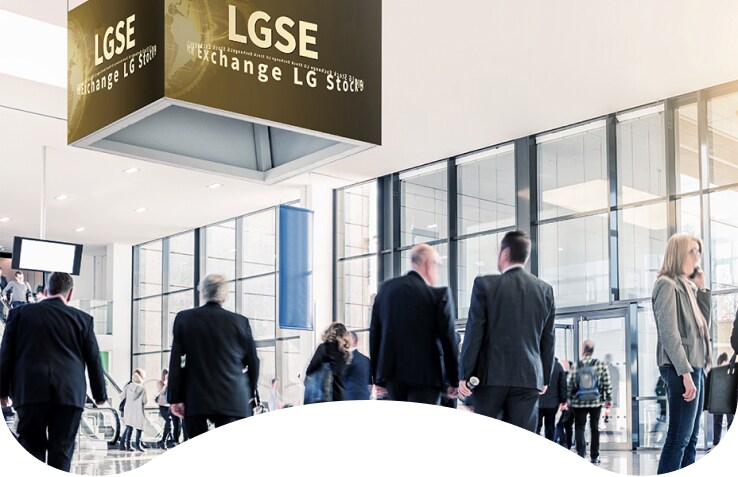 LG’s LSCB allows for an impressive space design with customizable curvatures for different spaces.