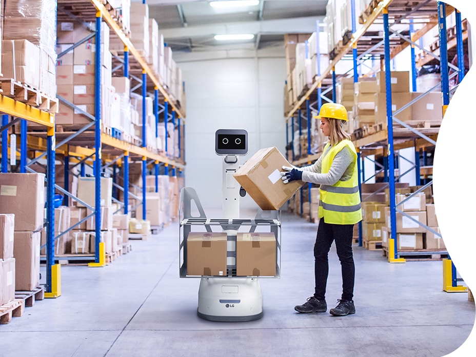 LG CLOi CarryBot is a crucial addition to your smart factory. Its design is optimized for easier and efficient operation. 