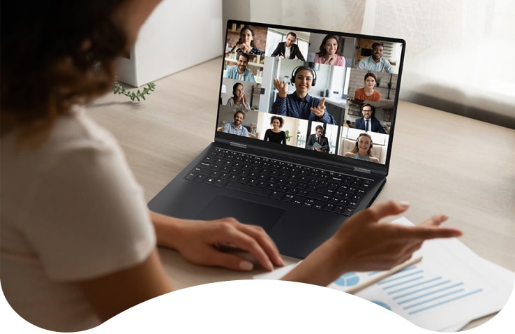  LG’s 16-inch laptop lets you focus only on the task without having to worry about the battery. Also being slim and light, it is ideal for people who have frequent meetings.