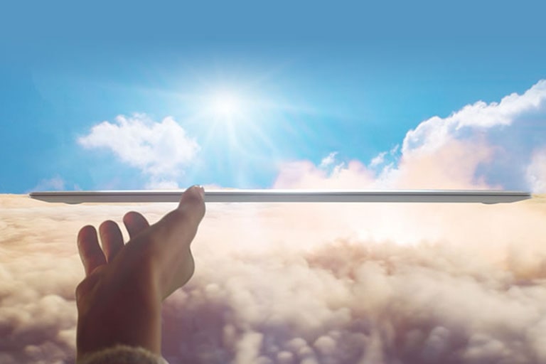 LG gram offers Lightness, thinness, and greatness.	