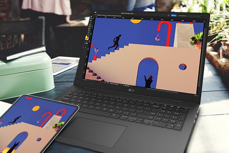 expand display with mobile device.	