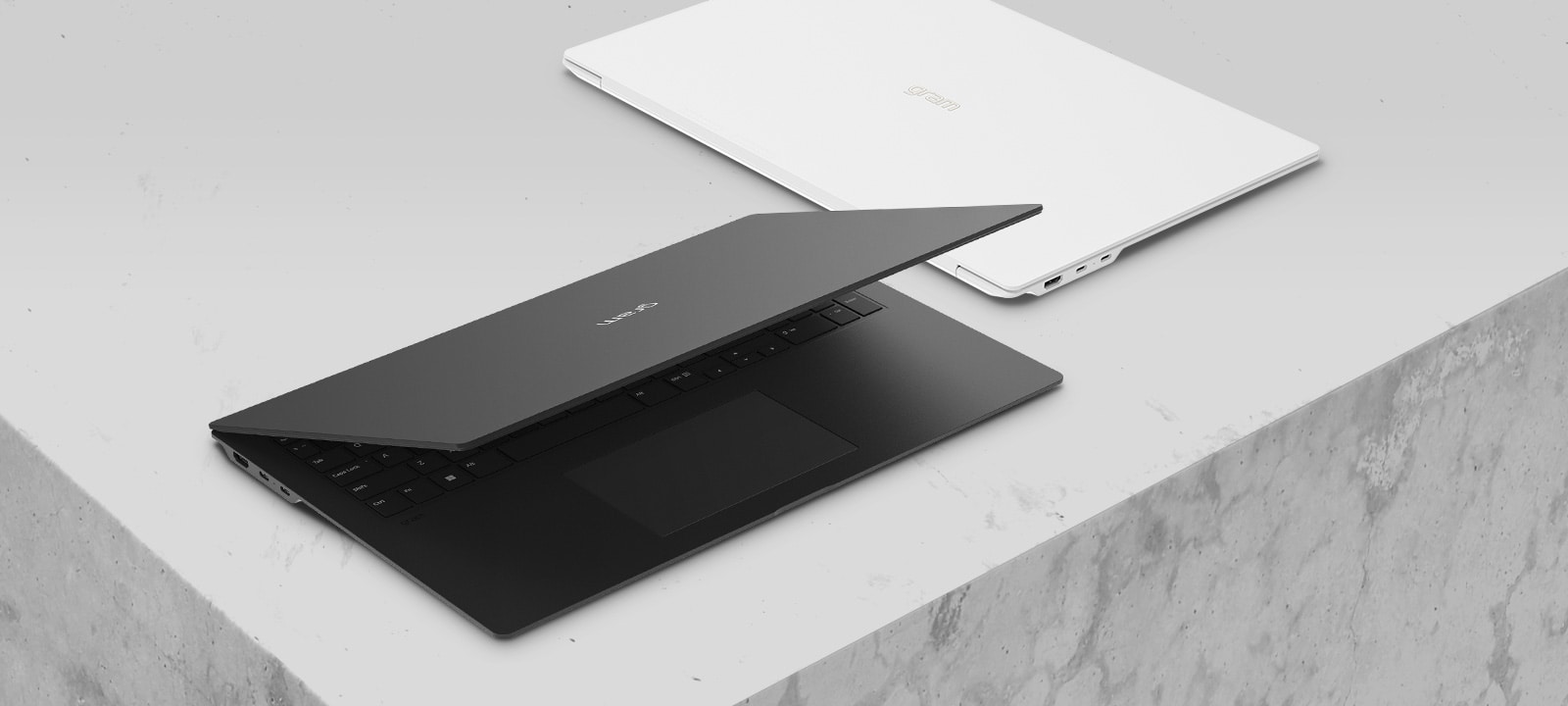 LG gram Pro offers black and white color.	