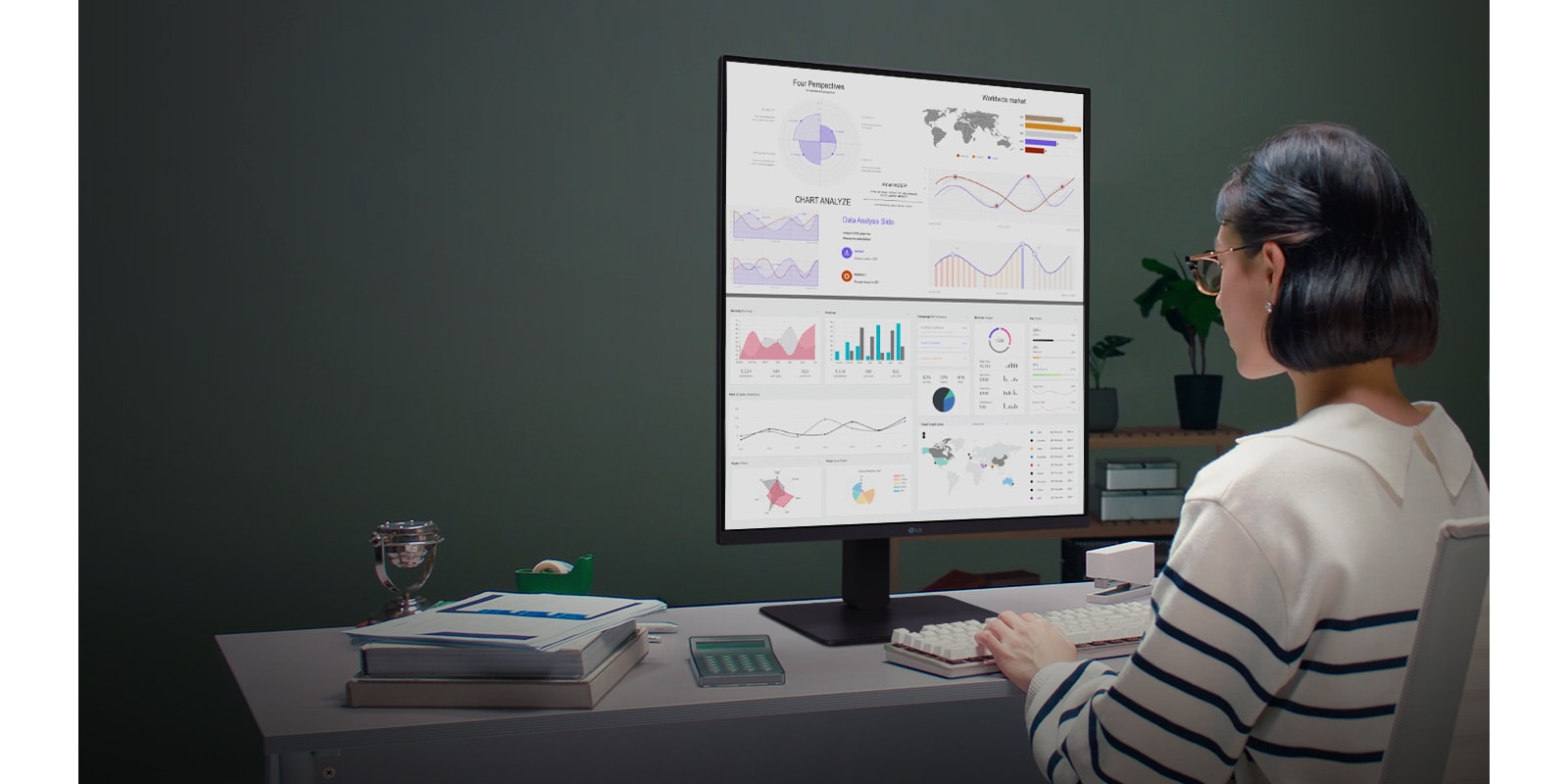 LG 28MQ750: 27.6-inch 16:18 DualUp Monitor with USB Type-C