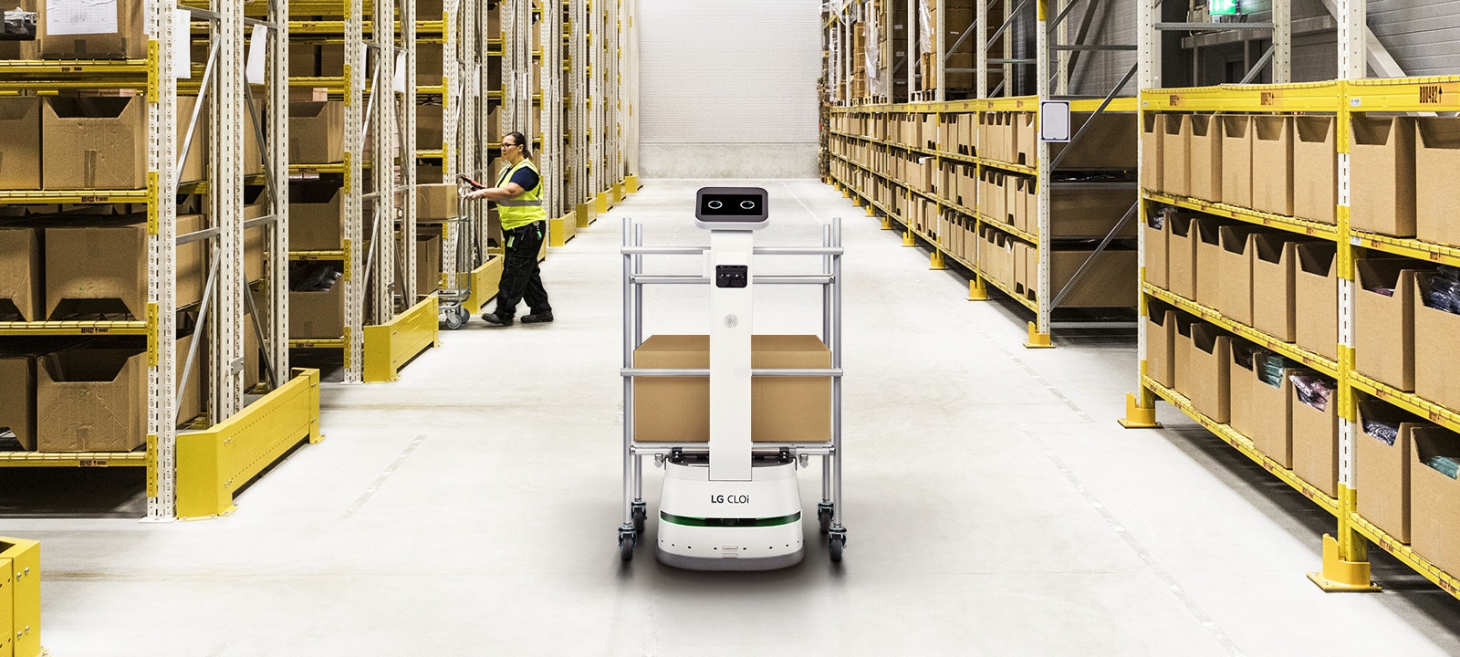 Quick and convenient work thru LG CLOi CarryBot	