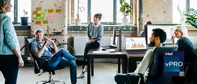 Three LG gram laptops are lined up diagonally.