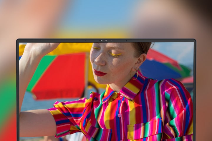 DCI-P3 100%- Accurate and rich colors	