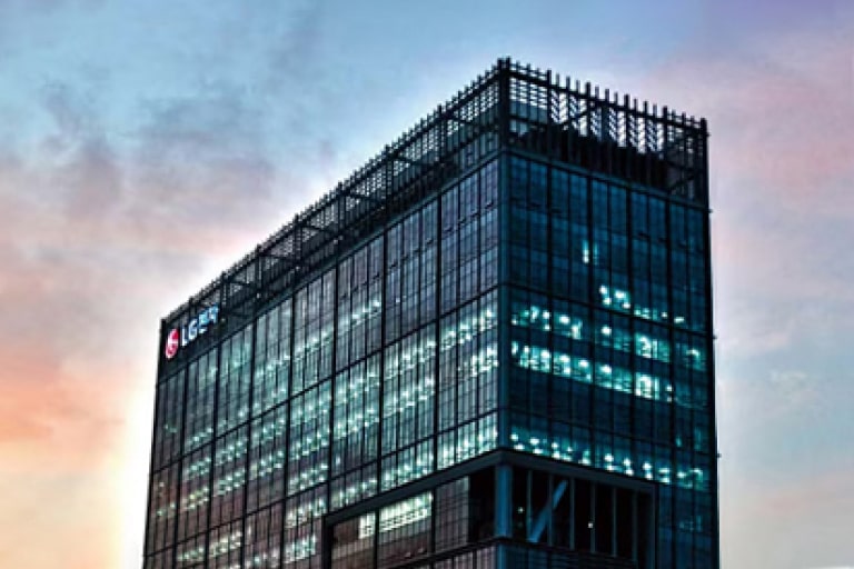 The building of LG with the background of sky