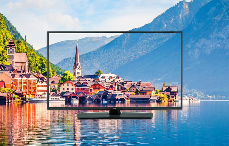 The scenery displayed on the TV screen is vividly expressed, appearing as if it were real.