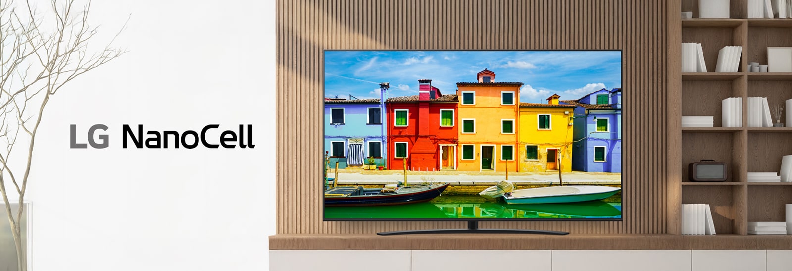 The UK670H with LG NanoCell technology displays a screen with vivid colors and sharp picture quality.