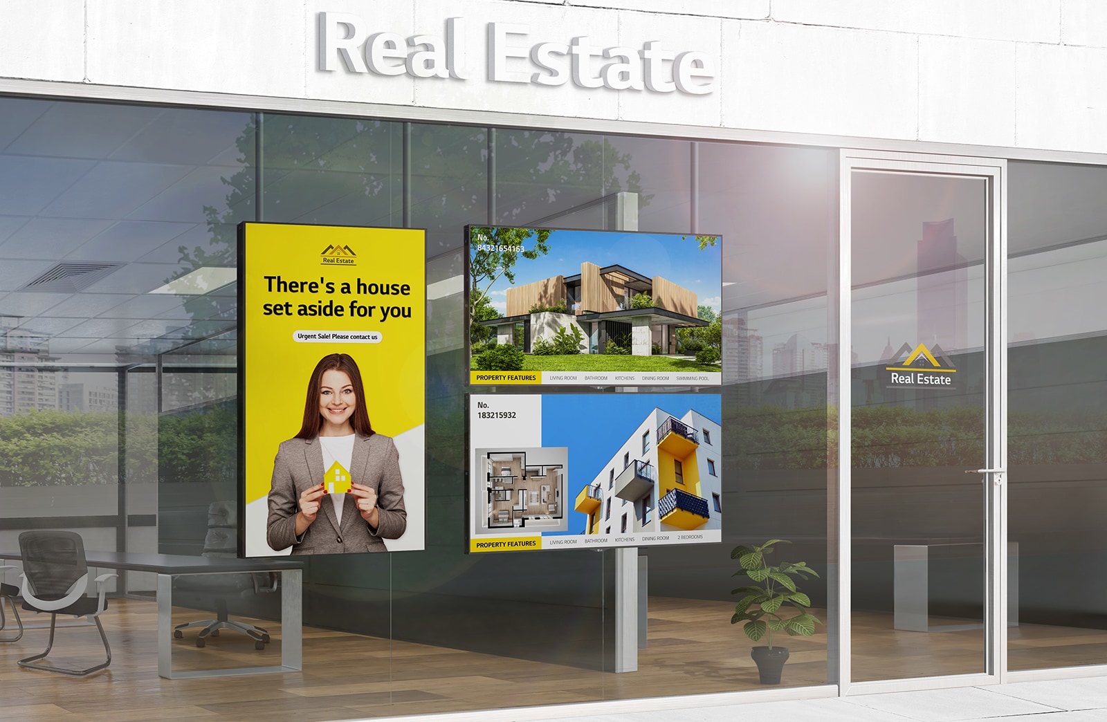 Inside the full glass of a real estate agency’s office, “High Brightness Window Facing Displays” are installed vertically and horizontally facing outward, and thanks to the high brightness of the displays, the ads on the internal display are very visible even from outside with strong sunlight.