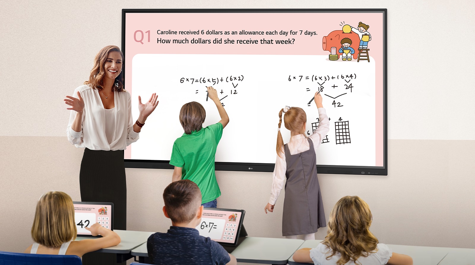 Class is being conducted in the classroom, and the class material screen which is displayed on the classroom wall's TR3DJ is being shared on the students' tablets.