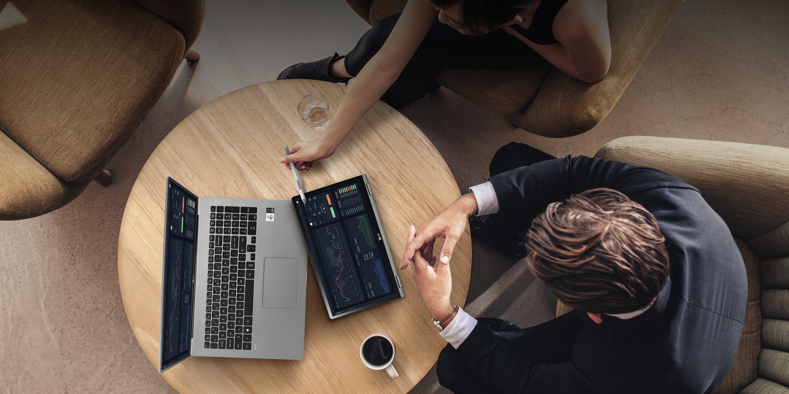 Two business officers having a Business meeting with LG gram.