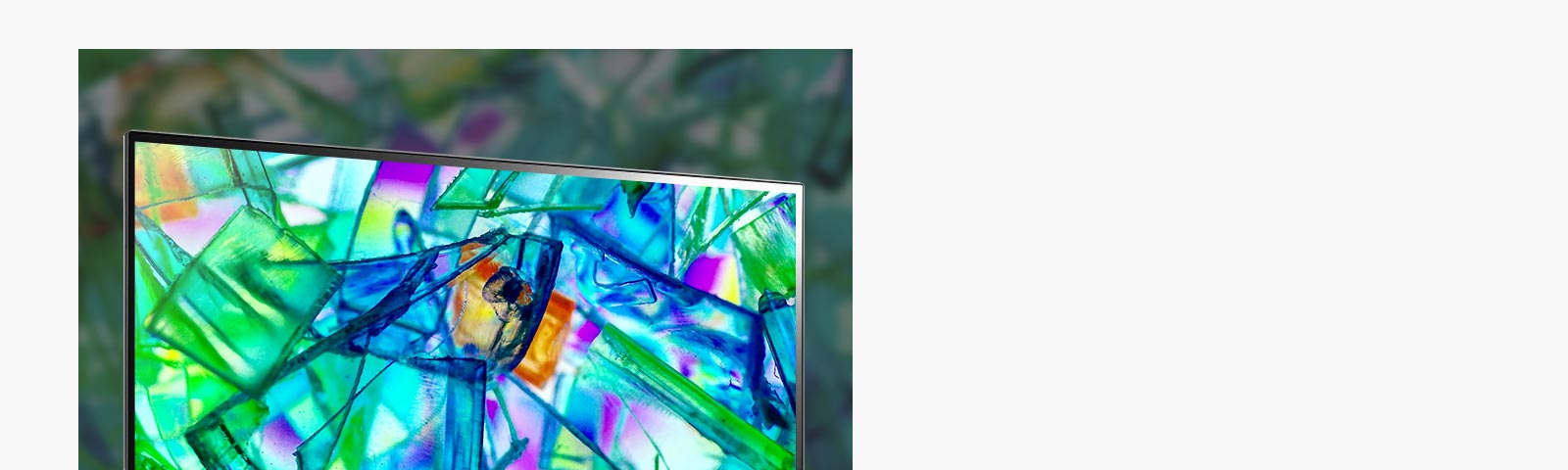 LG IPS monitor displays impeccable color accuracy. With a wide viewing angle, the IPS display boasts 99% coverage of the sRGB spectrum.