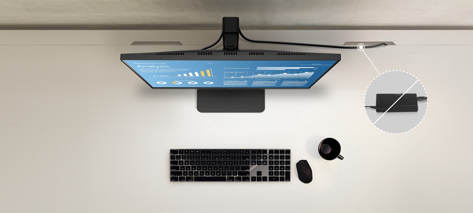 Top view showing the clean layout of the workstation by providing a built-in power source.	