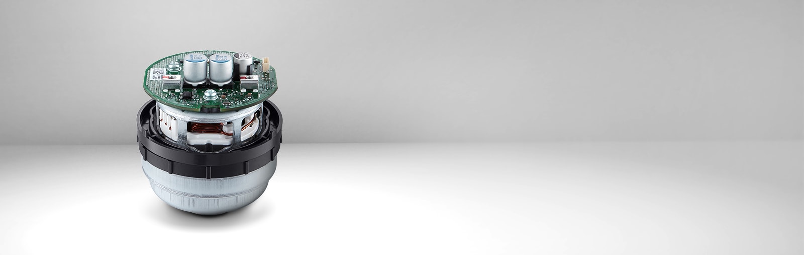 There is an EC motor image in the gray gradient background