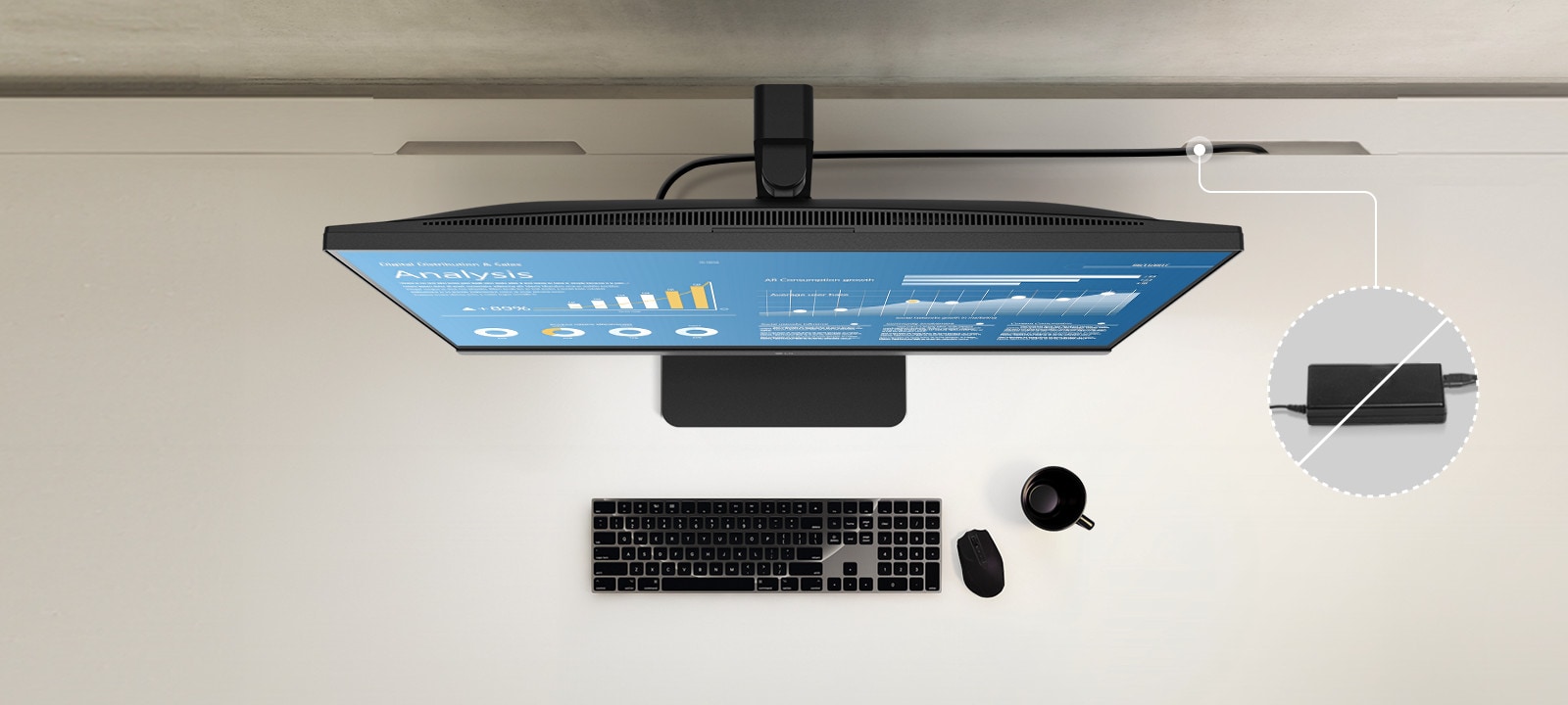 Top view showing the clean layout of the workstation by providing a built-in power source.	