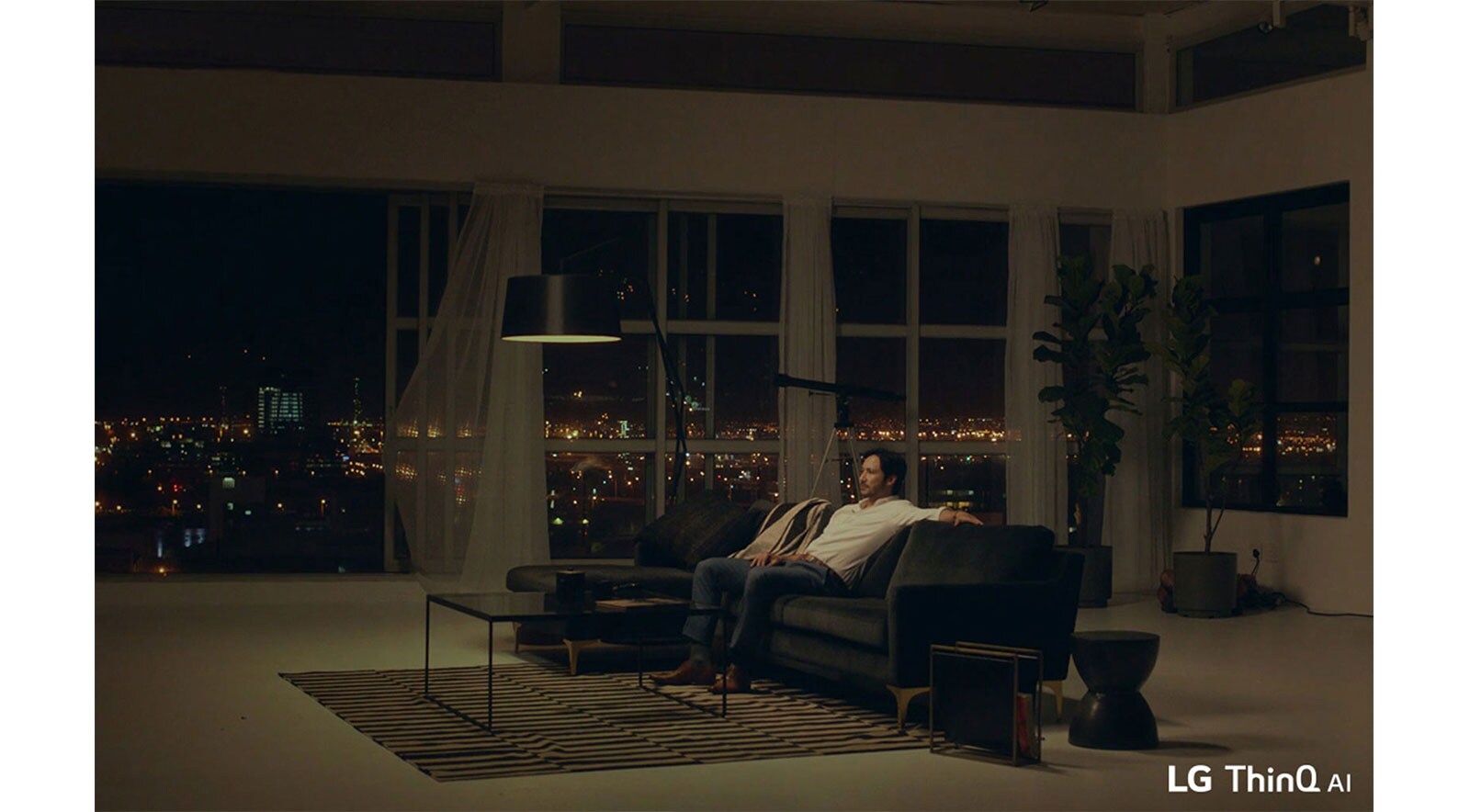 TV-AI(ThinQ)-04-Desktop-thumbnail