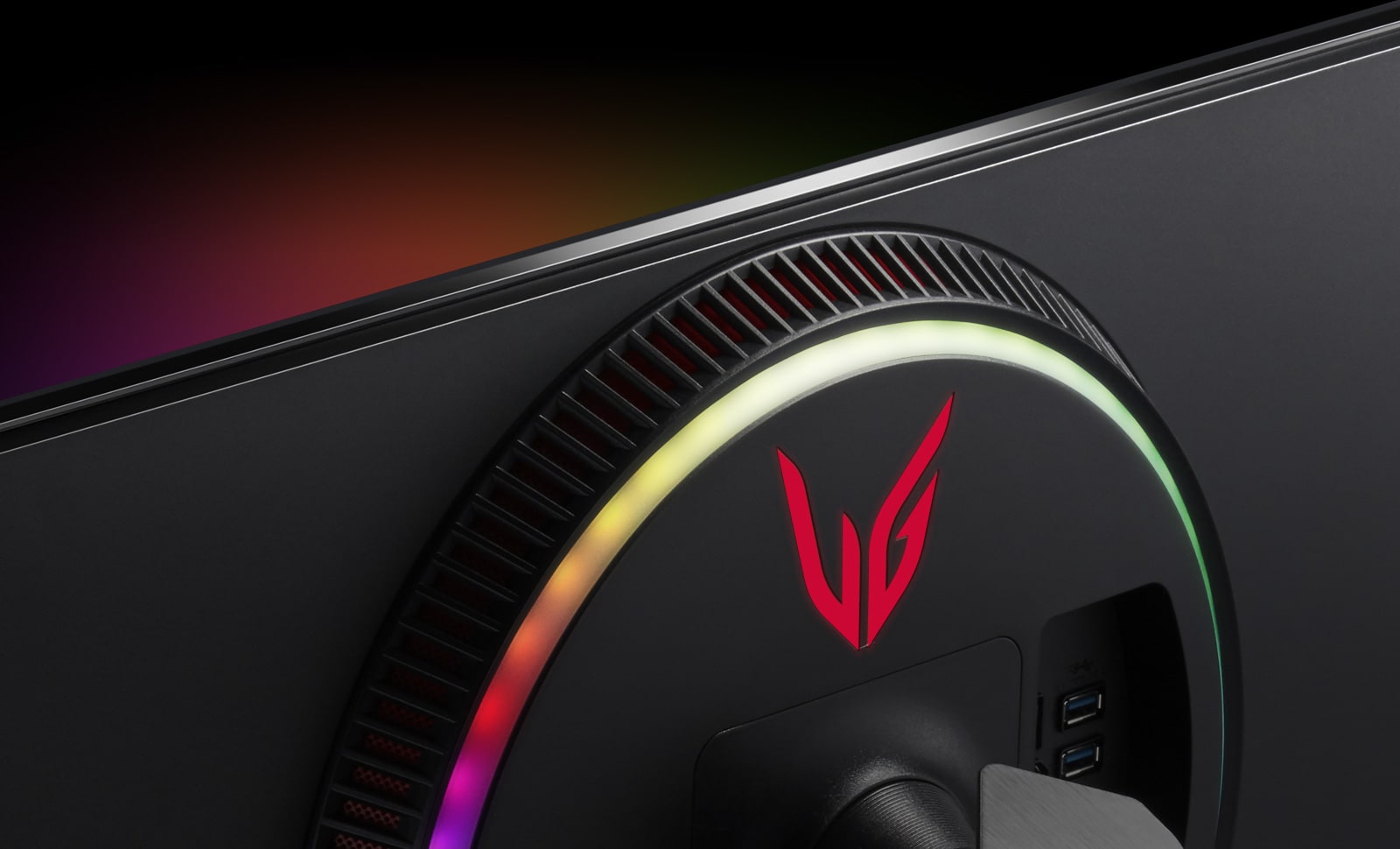 άνω οπίσθια όψη με τη λειτουργία φωτισμού σφαίρας 2.0 και νέο έμβλημα