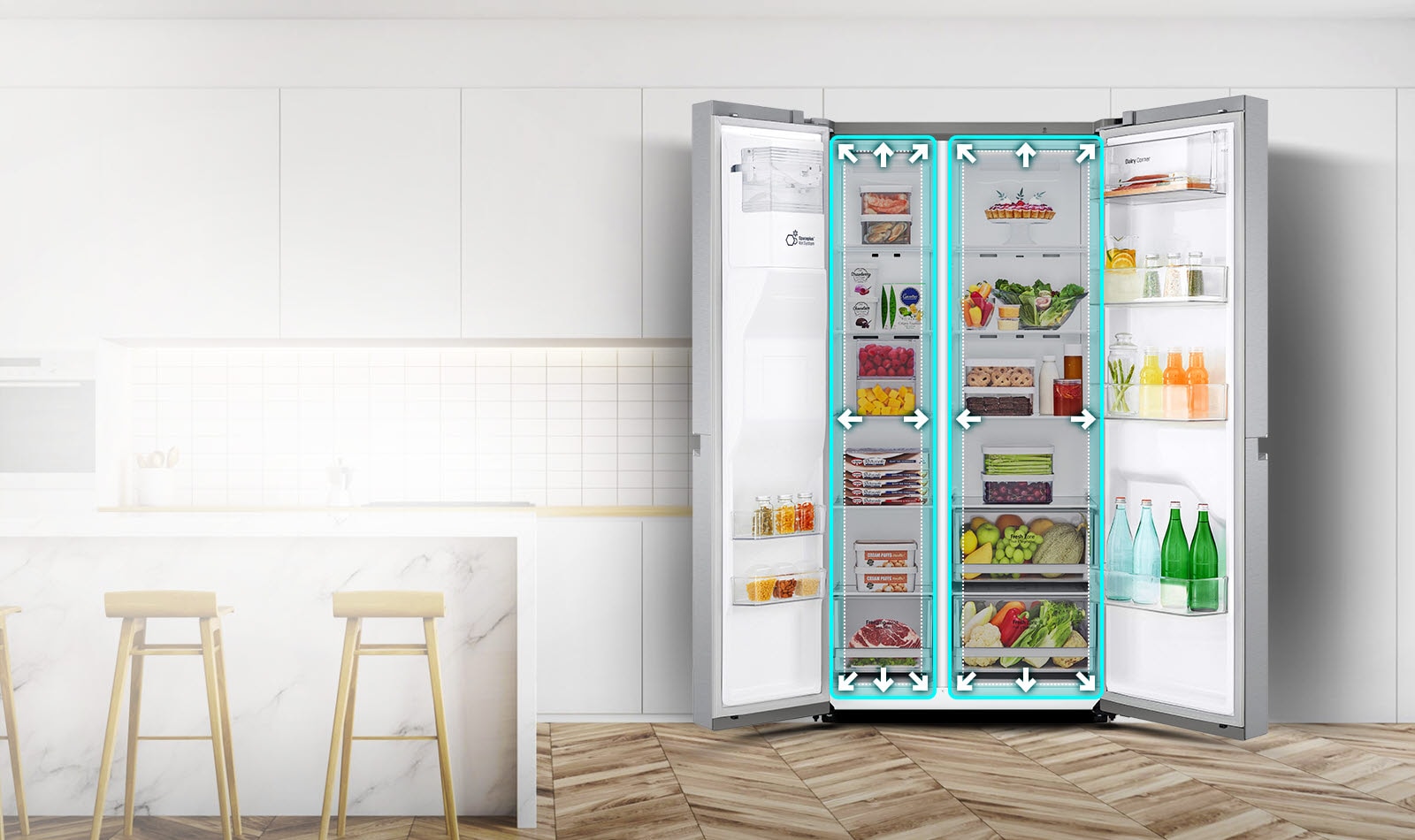 Ένα βίντεο ξεκινά με την πρόσοψη ενός ψυγείου και τις δύο του πόρτες ανοικτές. Οι εσωτερικοί χώροι έχουν περίγραμμα από γραμμές νέον, ενώ υπάρχουν βέλη που ωθούν τις γραμμές αυτές προς τα έξω, υποδεικνύοντας ότι ο εσωτερικός χώρος έχει πλέον αυξηθεί. Το τετράγωνο από νέον γύρω από τους εσωτερικούς χώρους αναβοσβήνει, για να δείξει τη διαφορά ανάμεσα στον νέο χώρο και τον παλιό, μικρότερο χώρο, ο οποίος περιγράφεται με μια διακεκομμένη λευκή γραμμή.