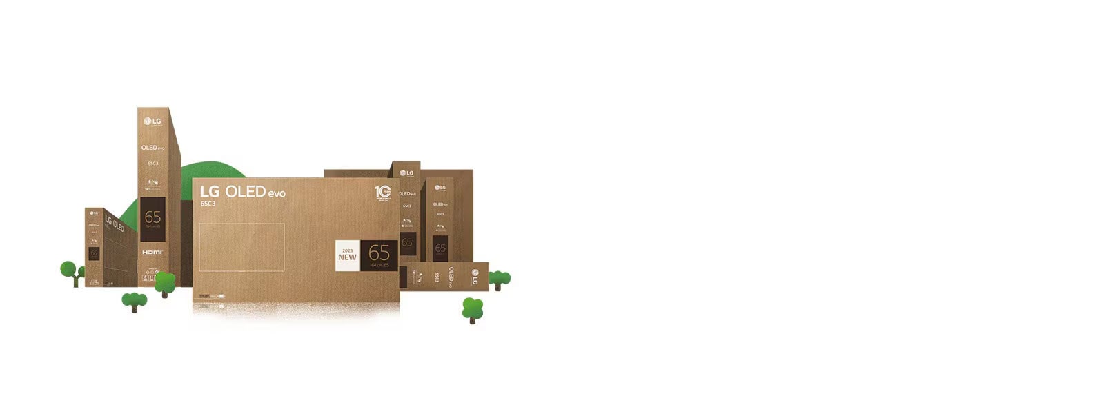 Απεικονίζεται η φιλική προς το περιβάλλον συσκευασία από χαρτόνι της LG OLED γύρω από όμορφα δέντρα και βουνά.