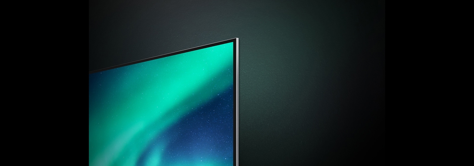 Ο λεπτός σχεδιασμός τονίζεται μέσα από μια πλευρική λήψη της οθόνης.