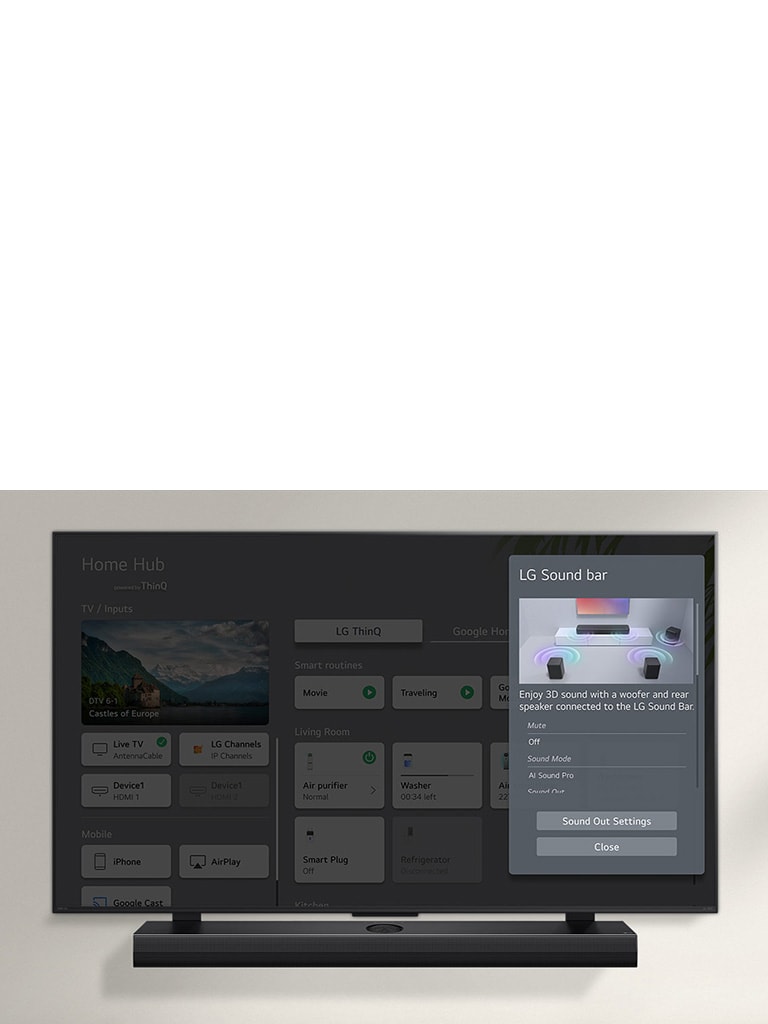 Το LG Soundbar είναι κάτω από μια τηλεόραση LG QNED TV. Στην οθόνη της τηλεόρασης βρίσκεται το περιβάλλον εργασίας του soundbar και τα στοιχεία ελέγχου της έντασης ήχου της τηλεόρασης.