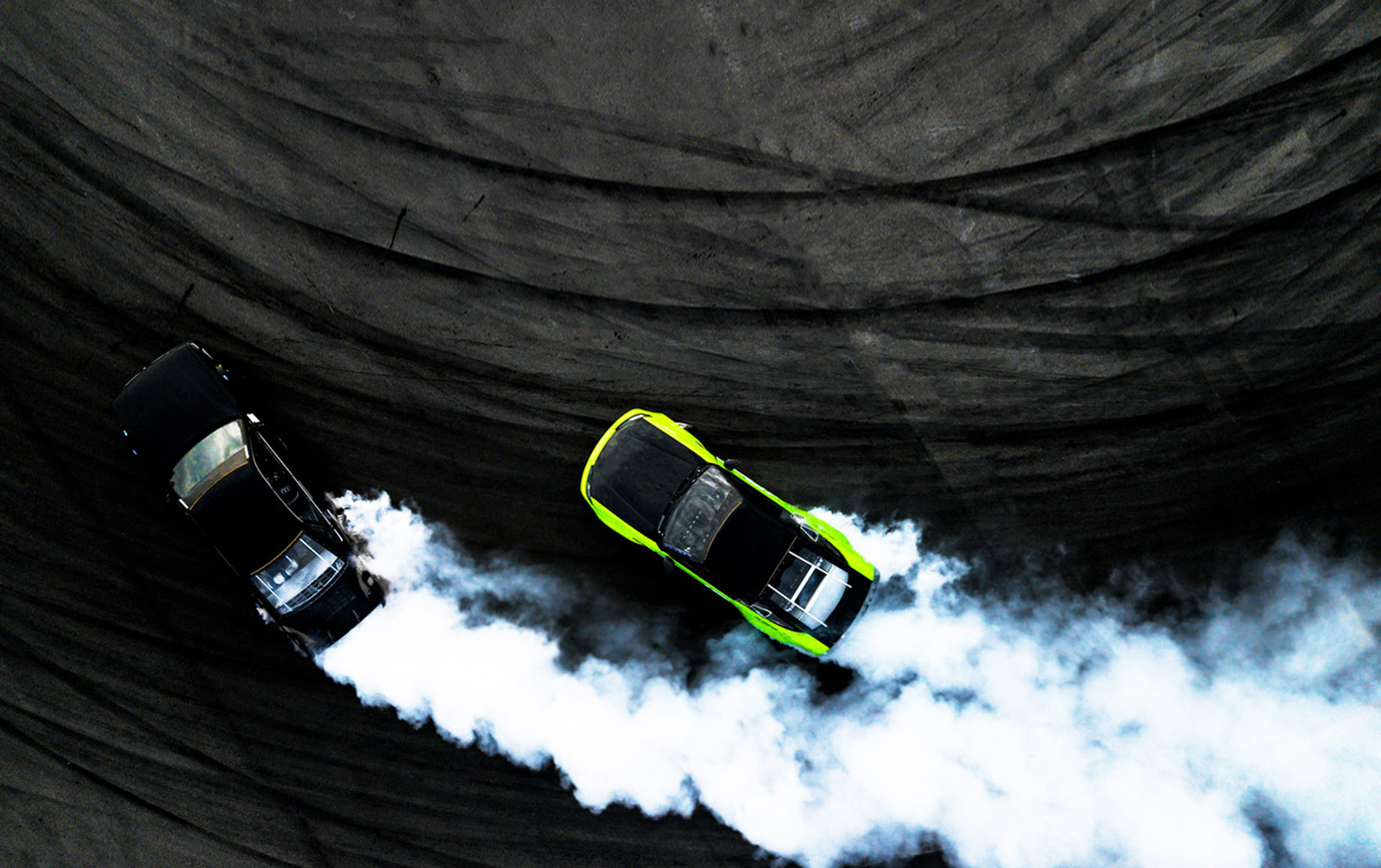 Καθηλωτική εμπειρία Gaming με 4K HDR1