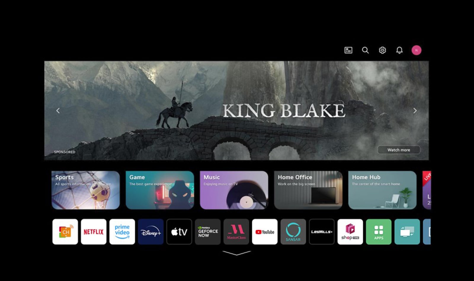 Στην οθόνη της τηλεόρασης εμφανίζεται η σκηνή όπου ενεργοποιείται η λειτουργία "Γρήγορη κάρτα".