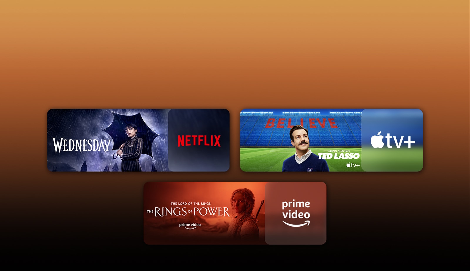 Λογότυπα των πλατφορμών υπηρεσιών streaming και αντίστοιχο υλικό ακριβώς δίπλα σε κάθε λογότυπο. Εμφανίζονται εικόνες των σειρών Wednesday του Netflix, TED LASSO του Apple TV και The rings of power του PRIME VIDEO.