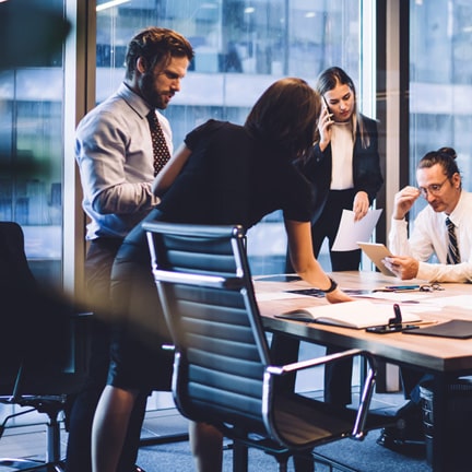 Επαγγελματίες1