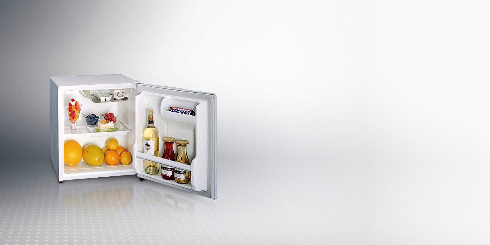 01.hero_04_FREEZER_01_Mini-Bar_RE