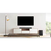 LG Soundbar SP8YA, Μια τηλεόραση, ένα soundbar και ένα subwoofer τοποθετημένα σε ένα λιτό σαλόνι, SP8YA, thumbnail 3