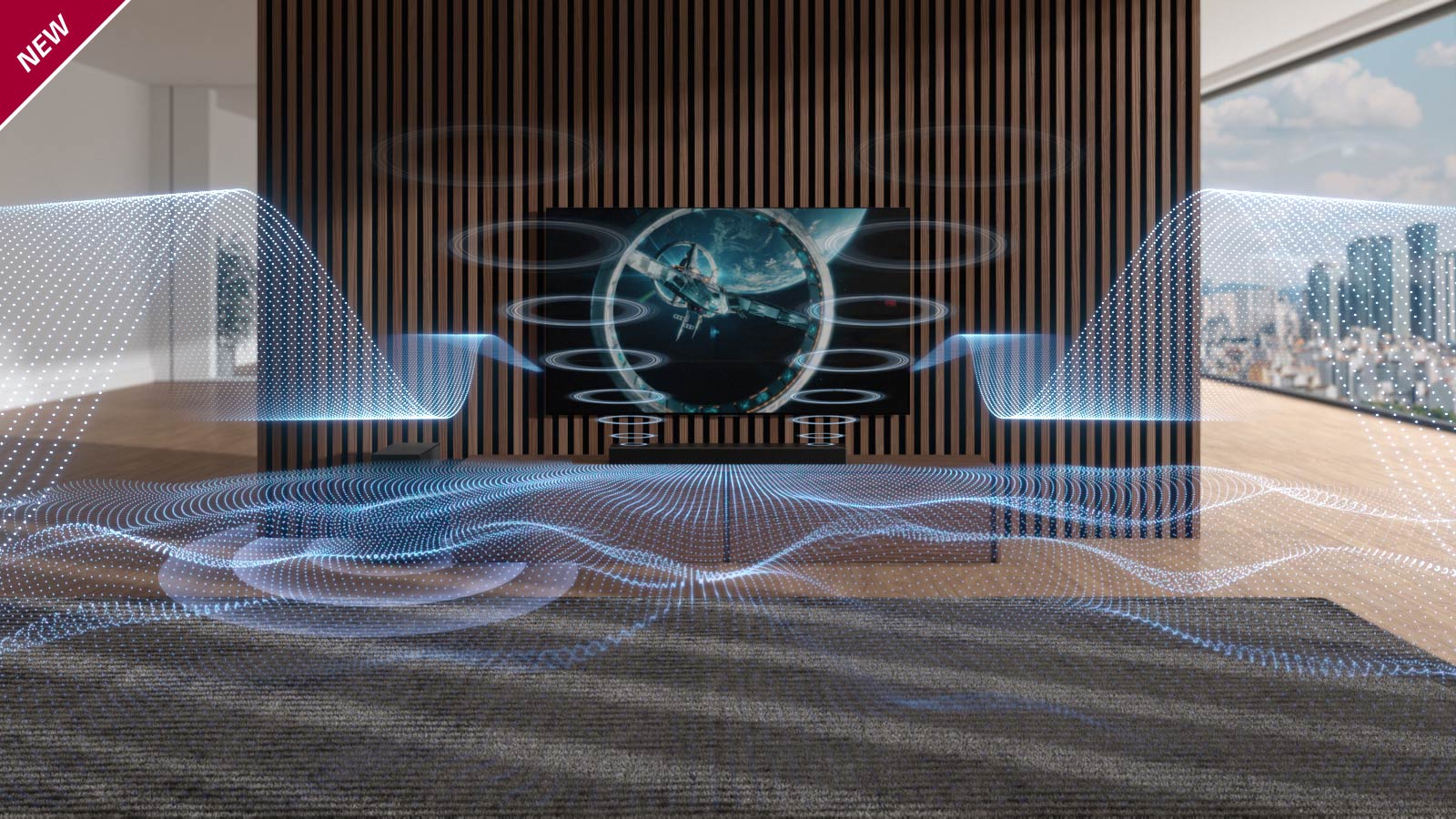 Διάφορα ηχητικά κύματα μπλε χρώματος απελευθερώνονται από το Sound Bar και την τηλεόραση. Το σήμα NEW εμφανίζεται στην επάνω αριστερή γωνία.