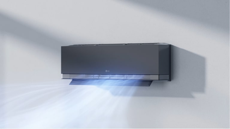 Κλιματιστικό LG που αποδίδει απαλή, ήπια ροή αέρα σε ένα σύγχρονο σαλόνι για ένα άνετο περιβάλλον.	