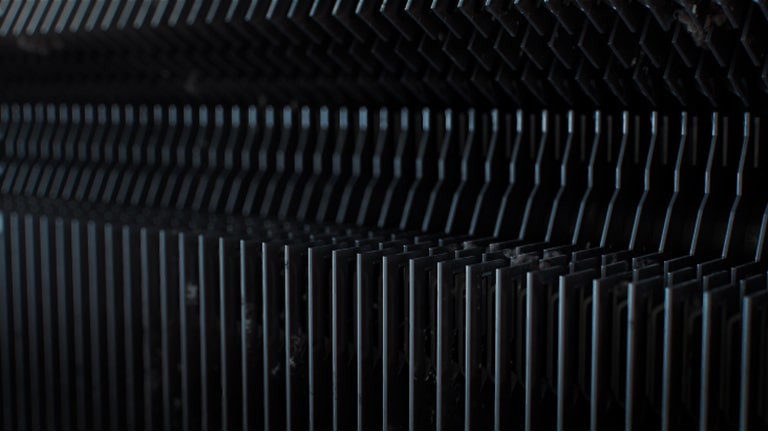 Κλιματιστικό LG με Freeze Cleaning που παγώνει, λιώνει και στεγνώνει για αφαίρεση σκόνης και μικροβίων για τέλειο καθαρισμό.	