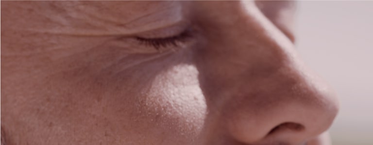 Εξαιρετική απόδοση ψύξης - θέρμανσης Φροντίδα για το περιβάλλον Λειτουργία αυτόματου καθαρισμού