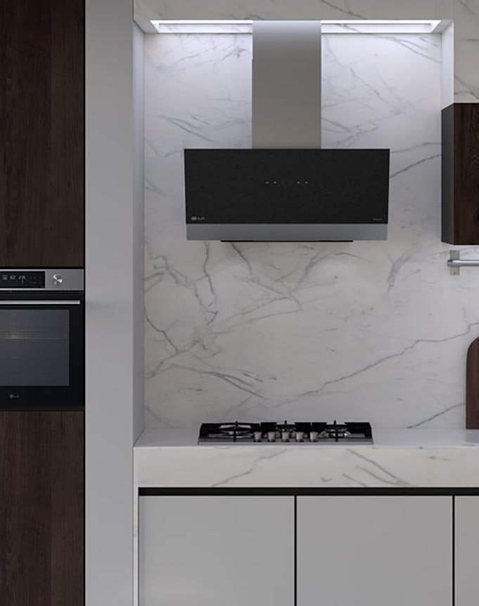 Αυτή είναι η εικόνα μιας κουζίνας με εντοιχισμένο φούρνο LG, απορροφητήρα και εστίες αερίου εγκατεστημένες.