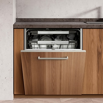 Εικόνα με εγκατεστημένο πλυντήριο πιάτων.