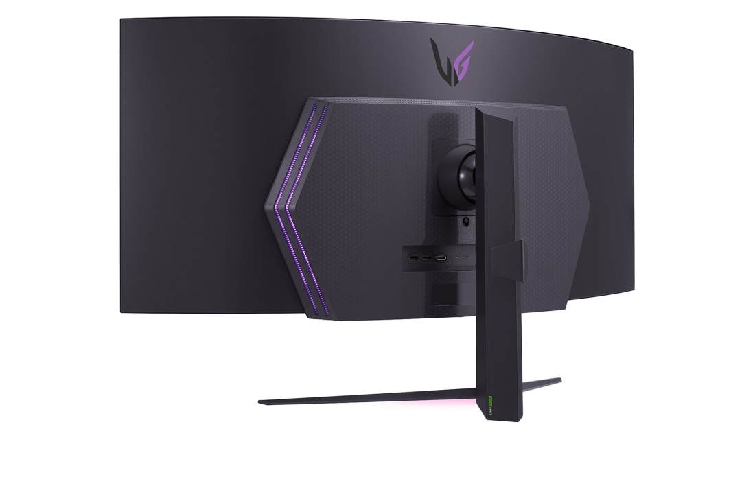 LG Κυρτή gaming οθόνη 45” UltraGear™ OLED | 800R, DisplayHDR True Black 400, 240Hz, 0.03ms (GtG), USB Type-C™, DepthSound, Πίσω προοπτική όψη με αναμμένα φώτα, 45GS95QE-B, thumbnail 10