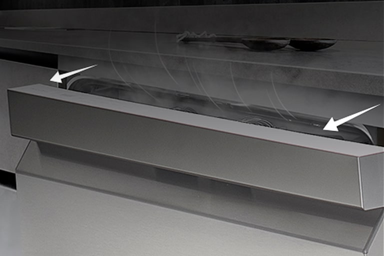 Η πόρτα του πλυντηρίου πιάτων LG ανοίγει αυτόματα μετά τον κύκλο πλύσης εκλύοντας ατμό και τα πιάτα στεγνώνουν φυσικά.