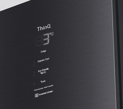 Στην εικόνα εμφανίζονται τα κουμπιά της μεταλλικής οθόνης αφής και υπάρχει η ένδειξη "Metal Touch Display".